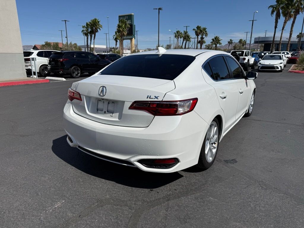 Used 2018 Acura ILX Premium Sedan