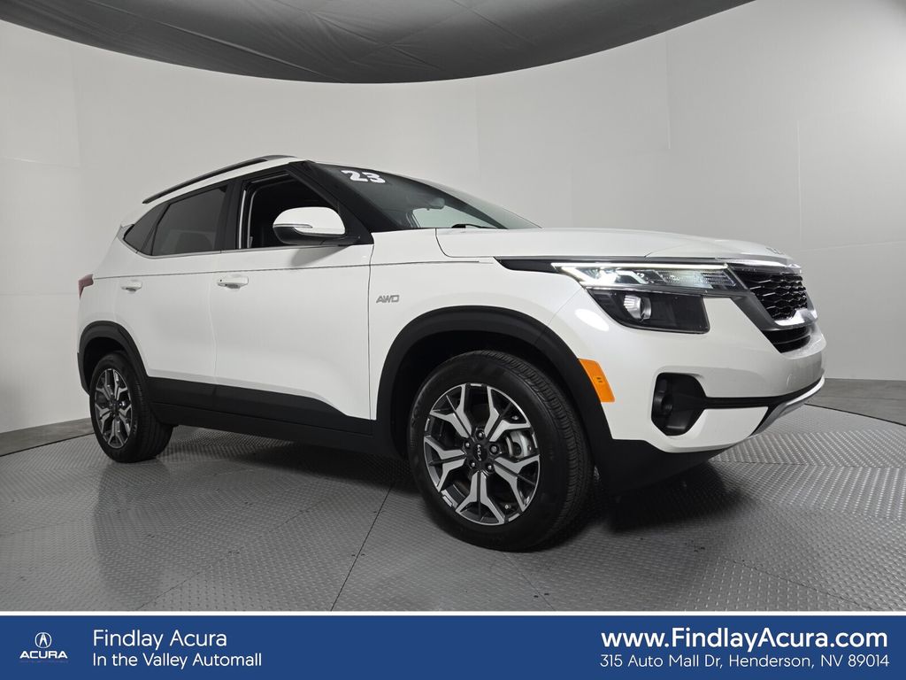 2023 Kia Seltos EX