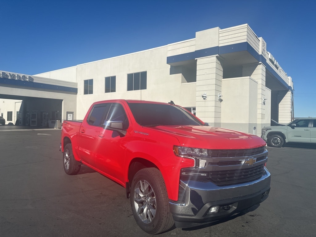 Used 2021 Chevrolet Silverado 1500 LT Truck Crew Cab