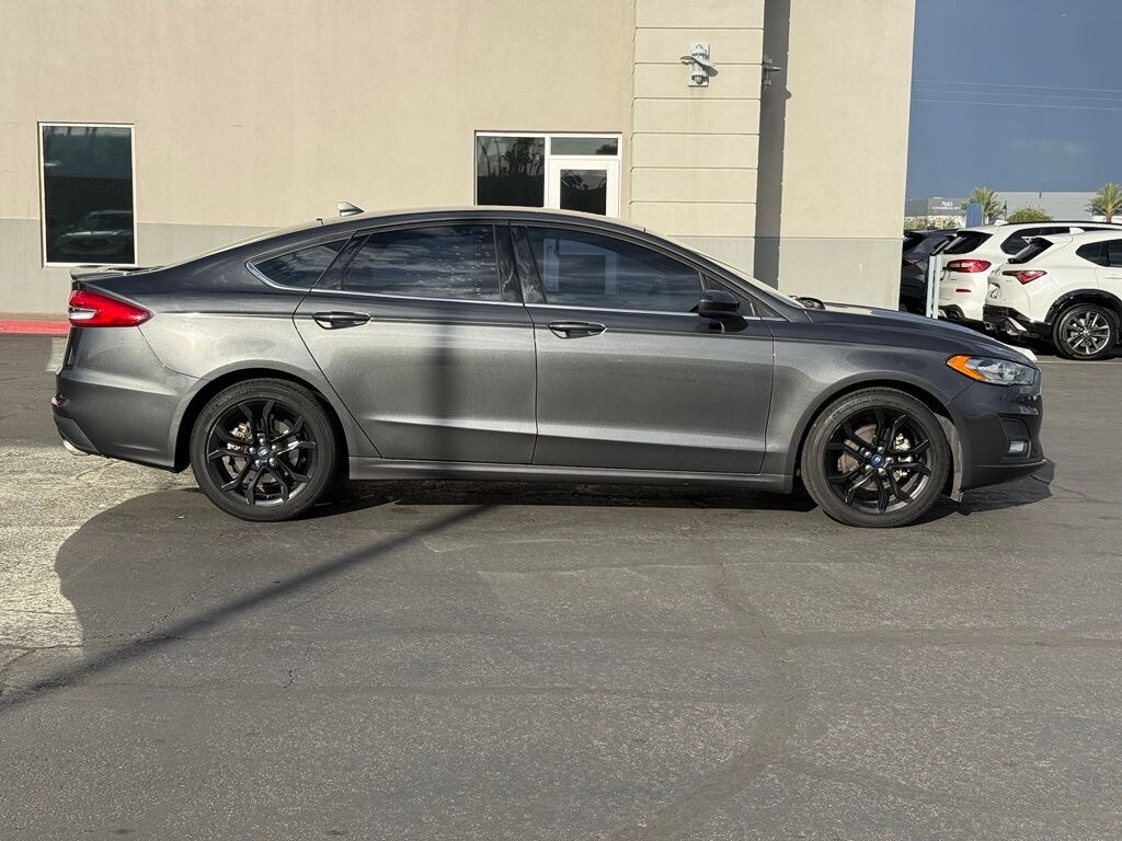 Used 2020 Ford Fusion SE Sedan