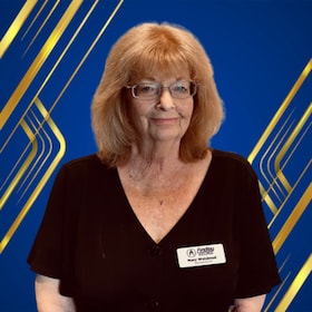 Staff member Mary Weisbrod from ID_d662f201dec1