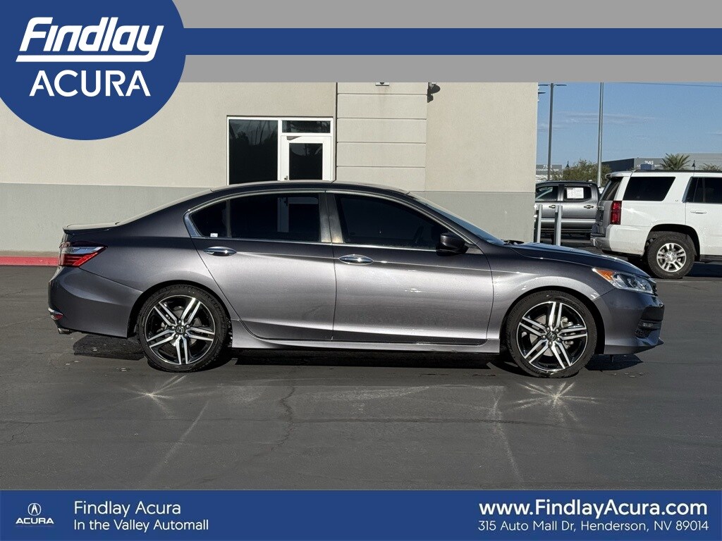 2017 Honda Accord Sport photo 2