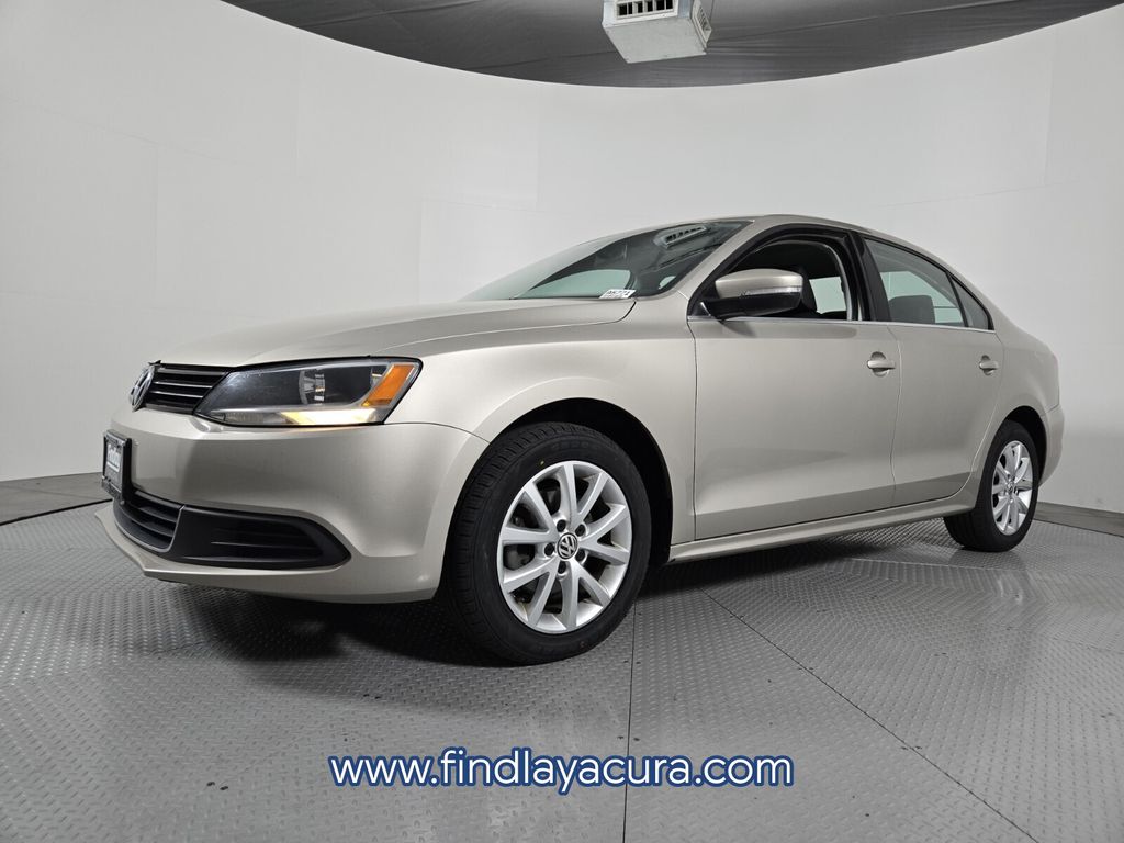 Used 2013 Volkswagen Jetta SE with VIN 3VWDX7AJ5DM219582 for sale in Henderson, NV