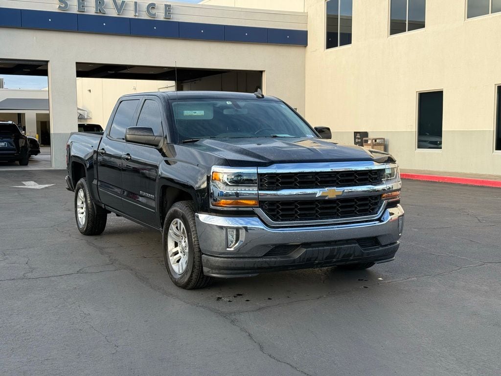 2017 Chevrolet Silverado 1500 LT's photo