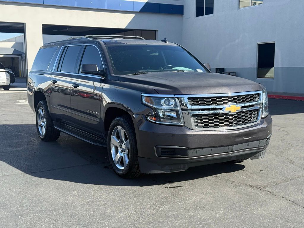 2017 Chevrolet Suburban LT