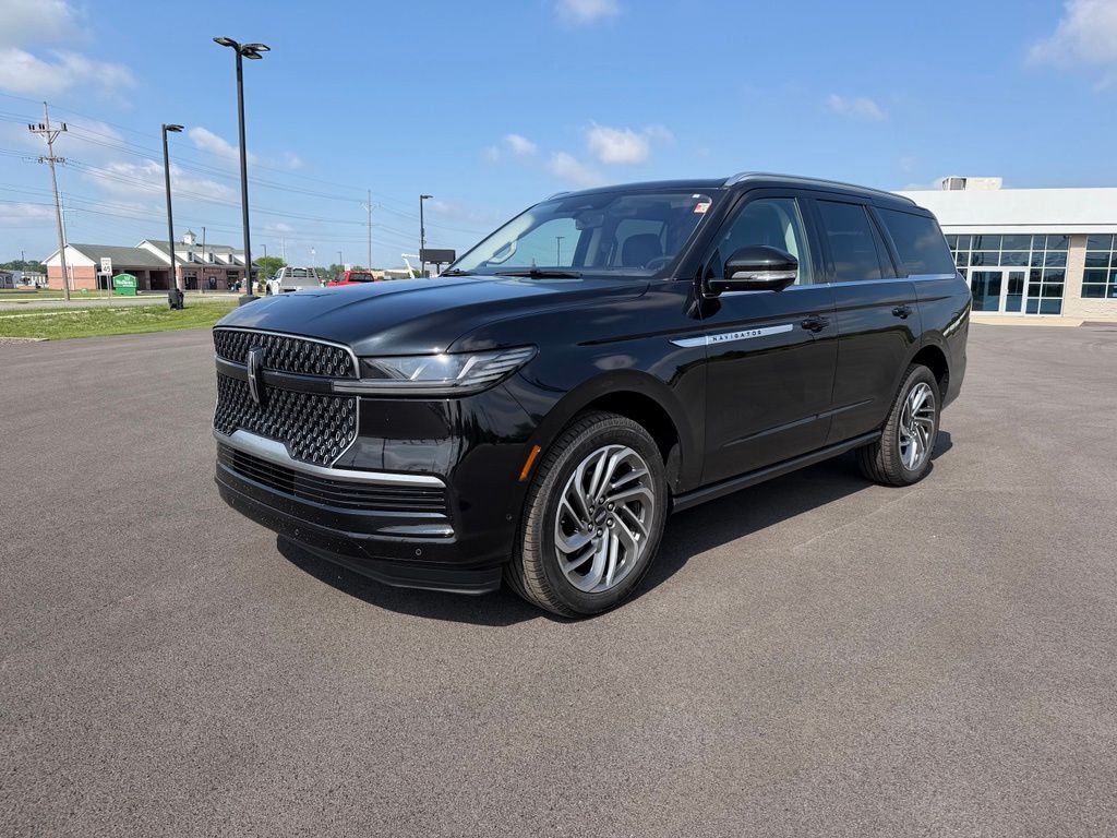 2025 Lincoln Navigator Reserve 4WD's photo