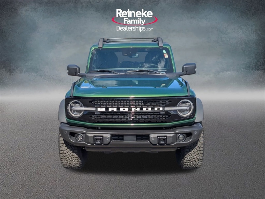 2022 Ford Bronco Wildtrak photo 2