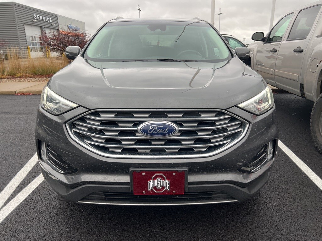 2019 Ford Edge SEL photo 2