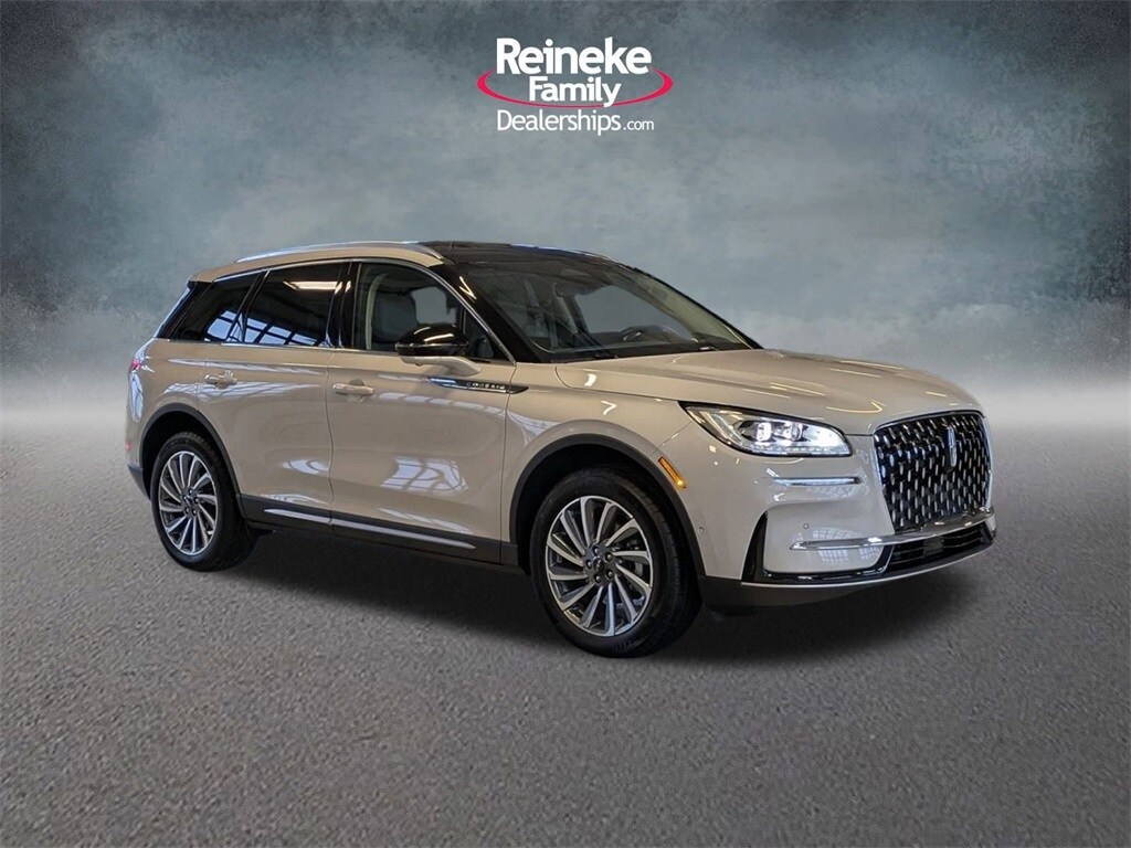 2024 Lincoln Corsair Reserve photo 3