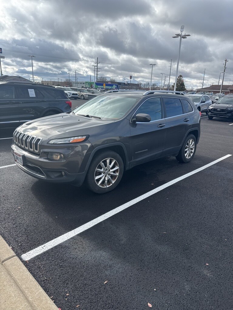 2015 Jeep Cherokee Limited photo 2