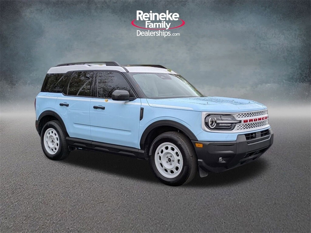 2025 Ford Bronco Sport Heritage photo 2