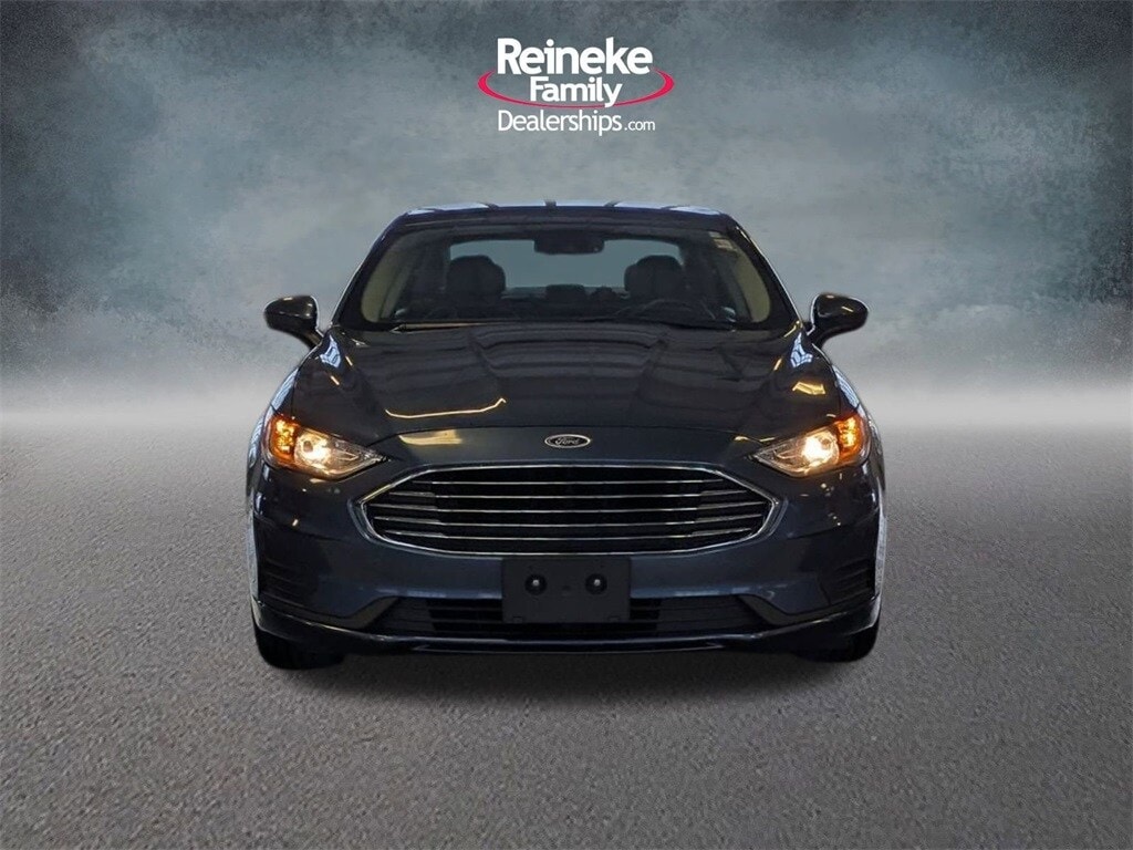 Used 2019 Ford Fusion SE Sedan