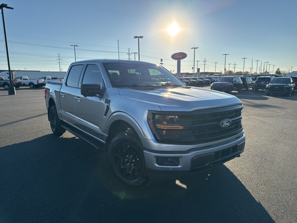 2024 Ford F-150 XLT photo 3