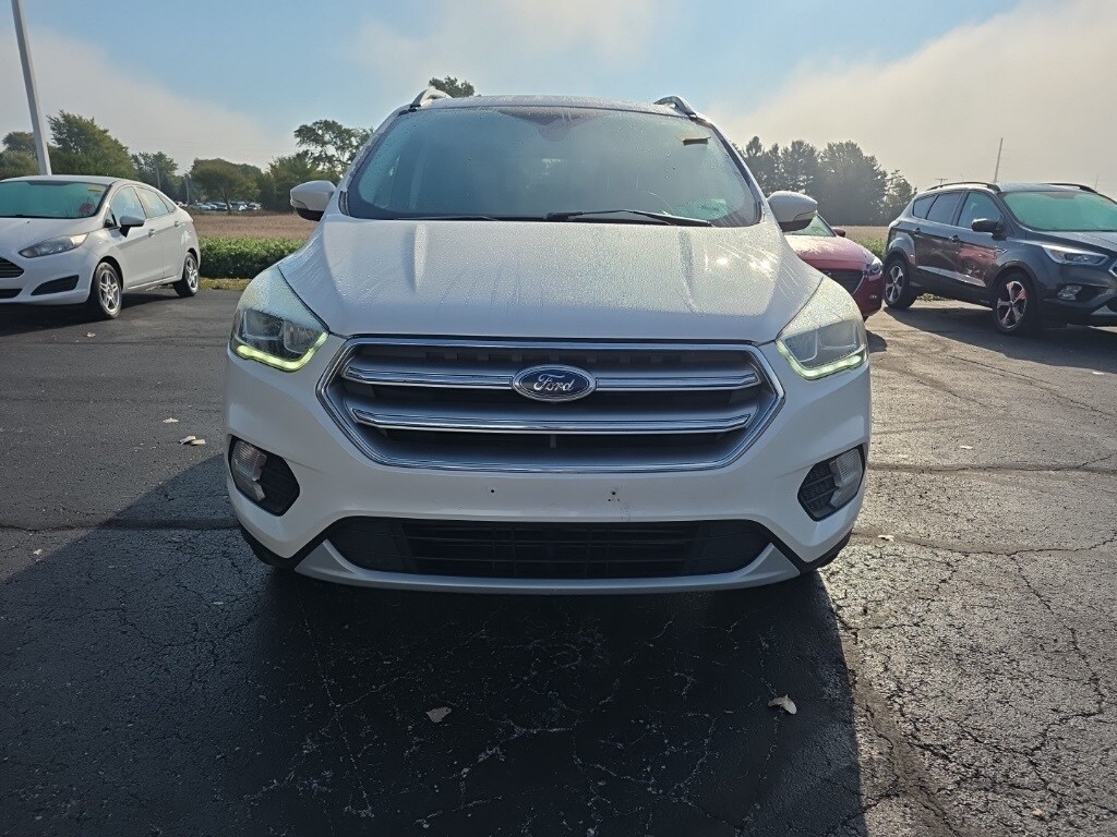 2017 Ford Escape Titanium photo 2
