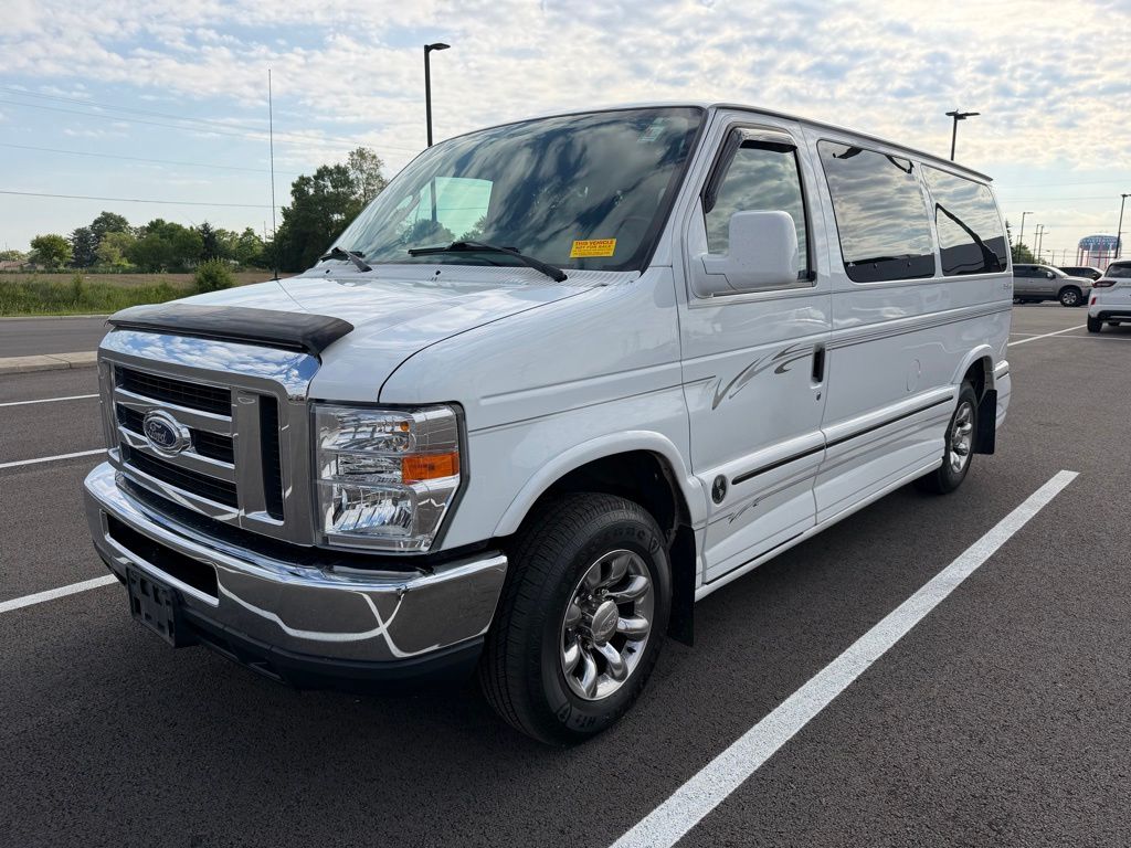 2014 Ford E-Series's photo