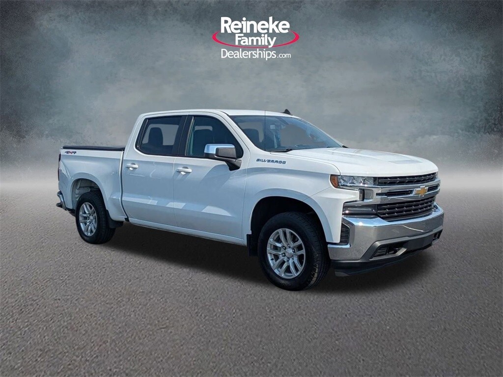2022 Chevrolet Silverado 1500 LT photo 3