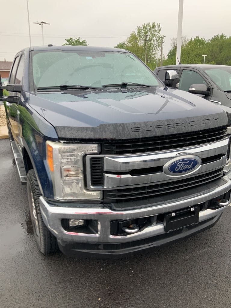 2017 Ford F-250 XLT 4x4 Crew Cab 6-3/4' Box's photo
