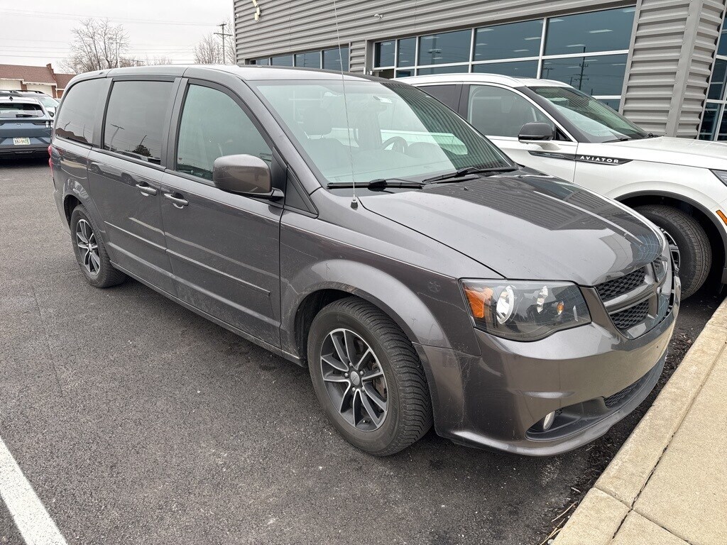 Used 2017 Dodge Grand Caravan GT Van