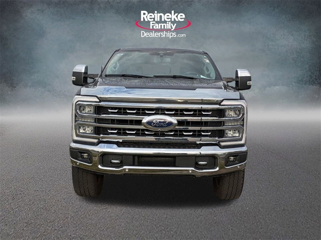 Used 2024 Ford F-250 Super Duty Lariat with VIN 1FT8W2BTXRED15943 for sale in Findlay, OH