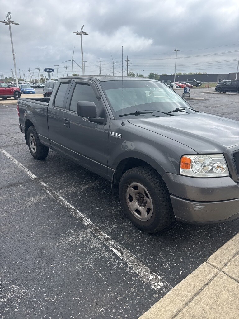 2006 Ford F-150 STX photo 3