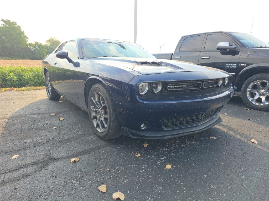 2017 Dodge Challenger GT photo 3