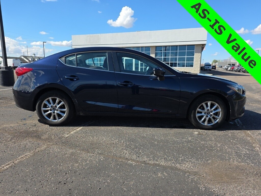 2016 Mazda Mazda3 Touring photo 2
