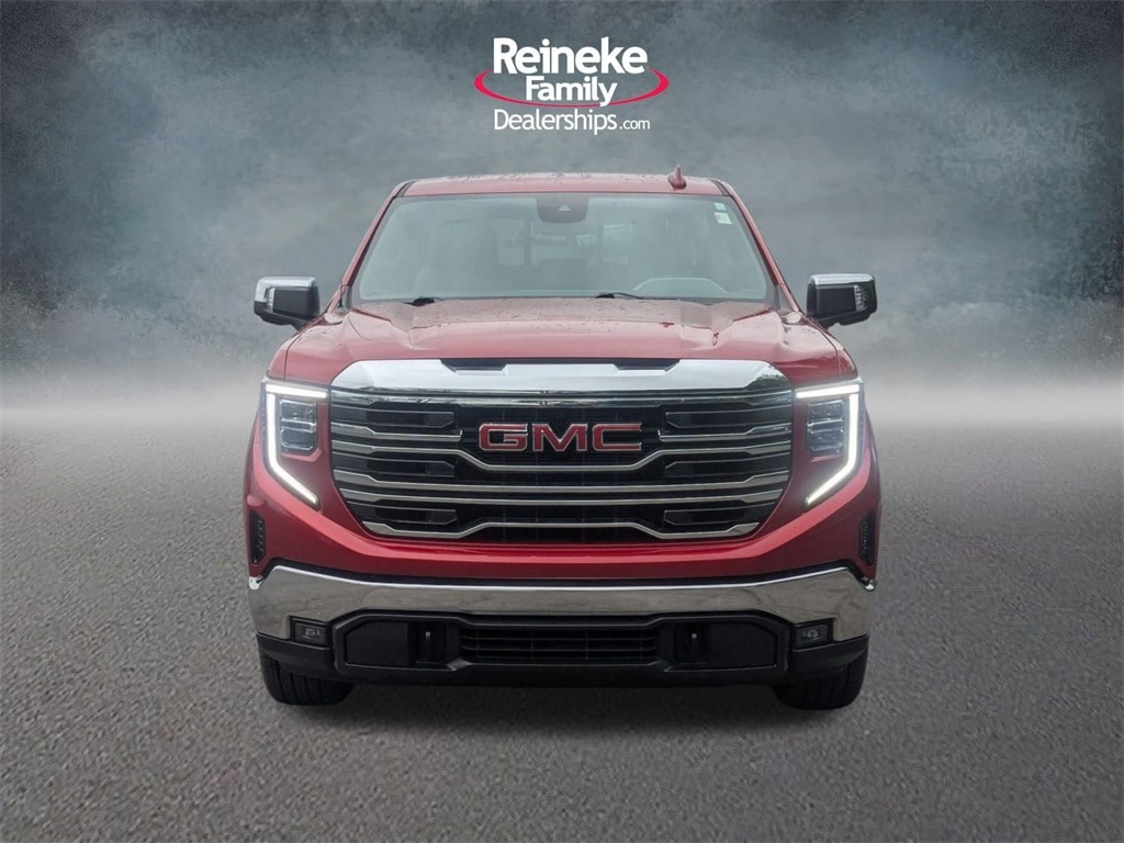 2024 Gmc Sierra 1500 SLT photo 2