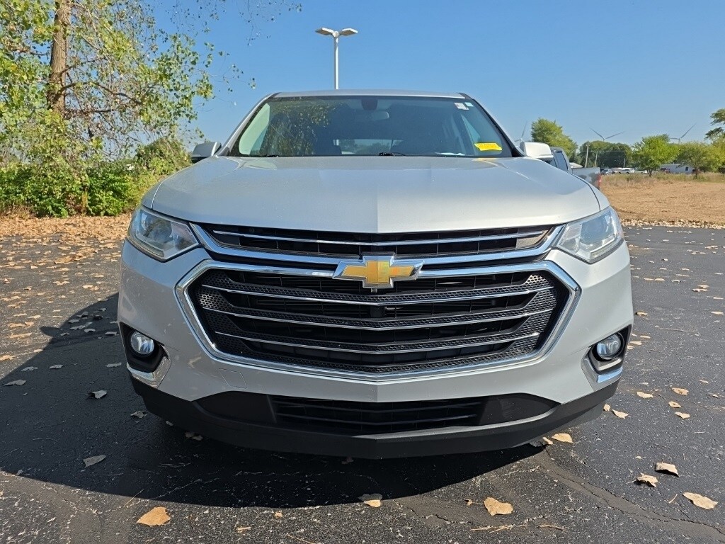 2018 Chevrolet Traverse photo 2
