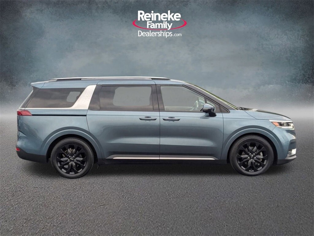 2023 Kia Carnival SX Prestige photo 4