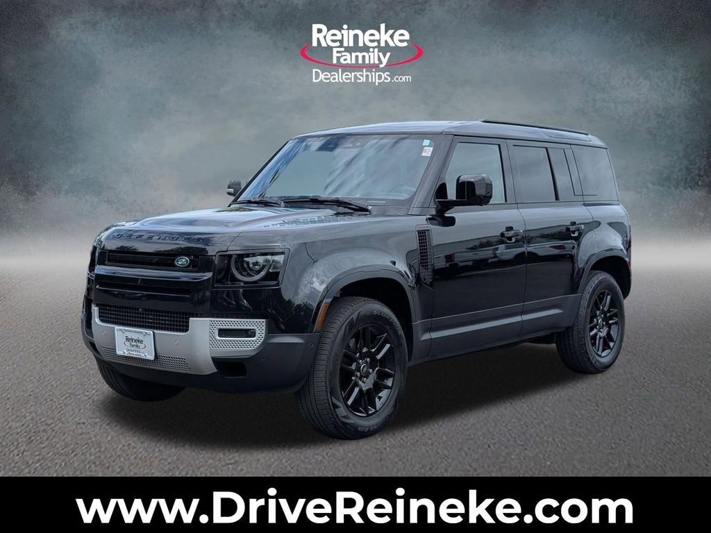 2025 Land Rover Defender 110 S P300's photo