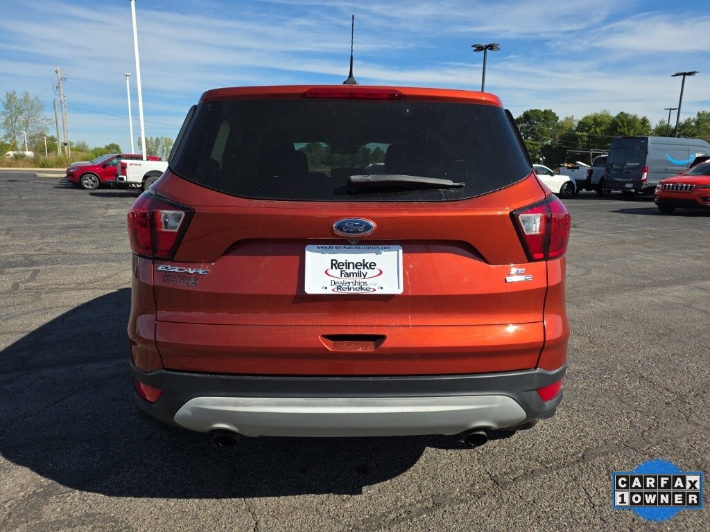 2019 Ford Escape SE photo 3