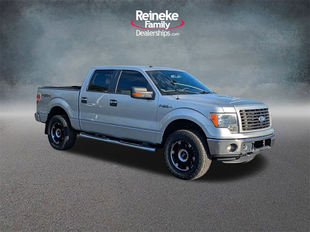 2011 Ford F-150 XLT photo 3