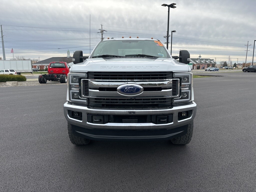 2017 Ford F-250 XLT photo 2