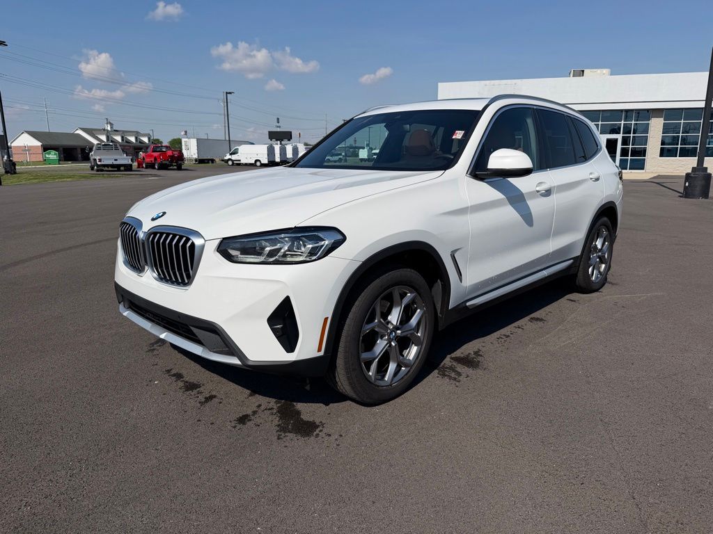 2023 BMW X3 xDrive30i's photo