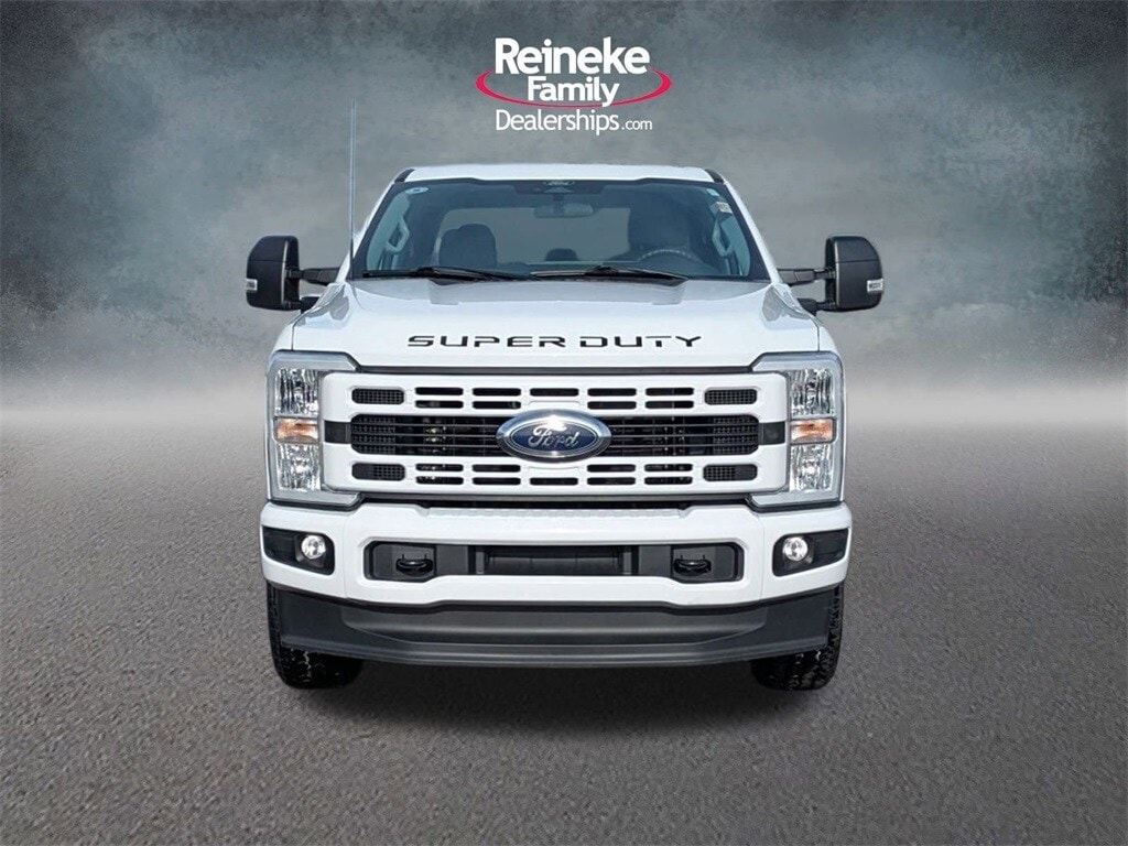 Used 2024 Ford F-250 XLT Truck Crew Cab
