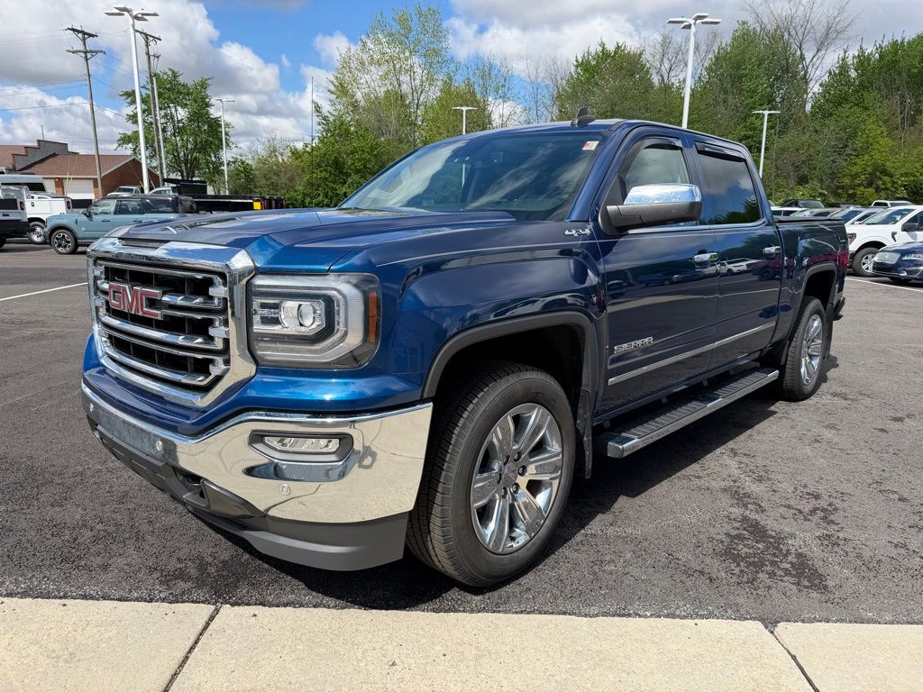 2017 GMC Sierra 4WD Crew Cab Short Box SLT's photo