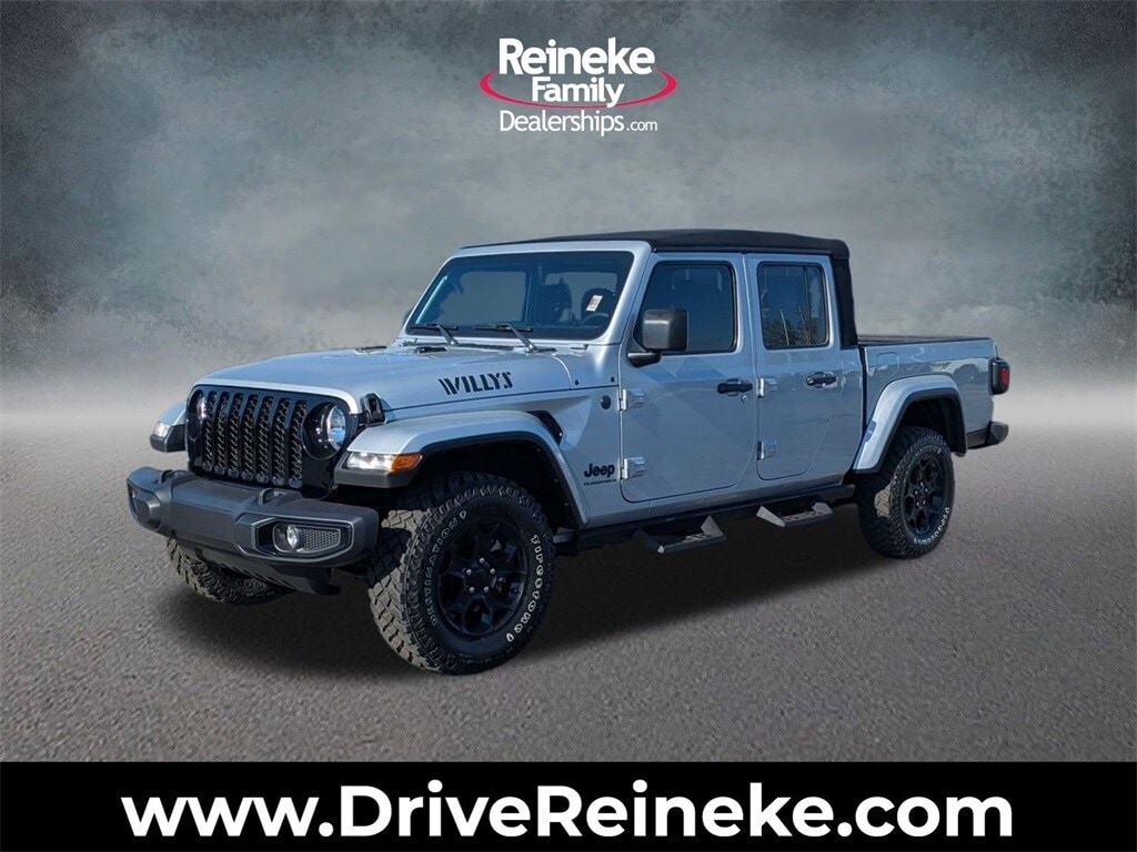 Used 2023 Jeep Gladiator Willys Truck Crew Cab