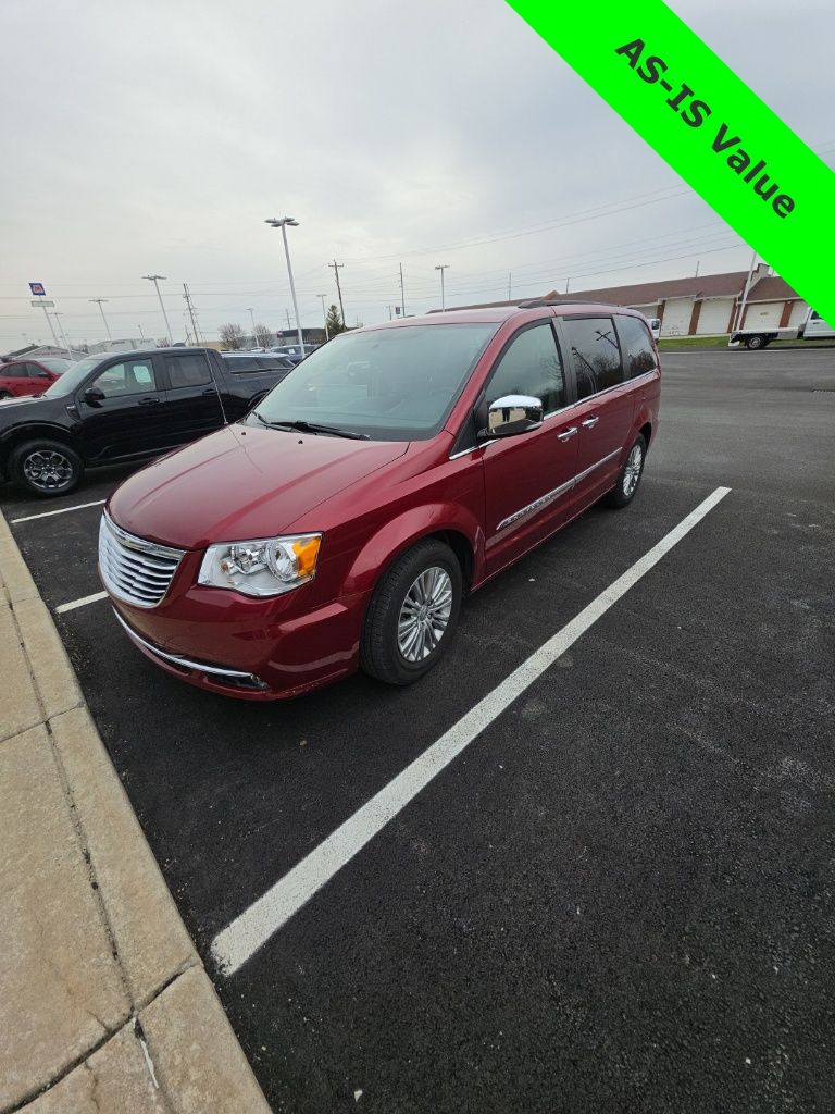 2016 Chrysler Town & Country Touring-L