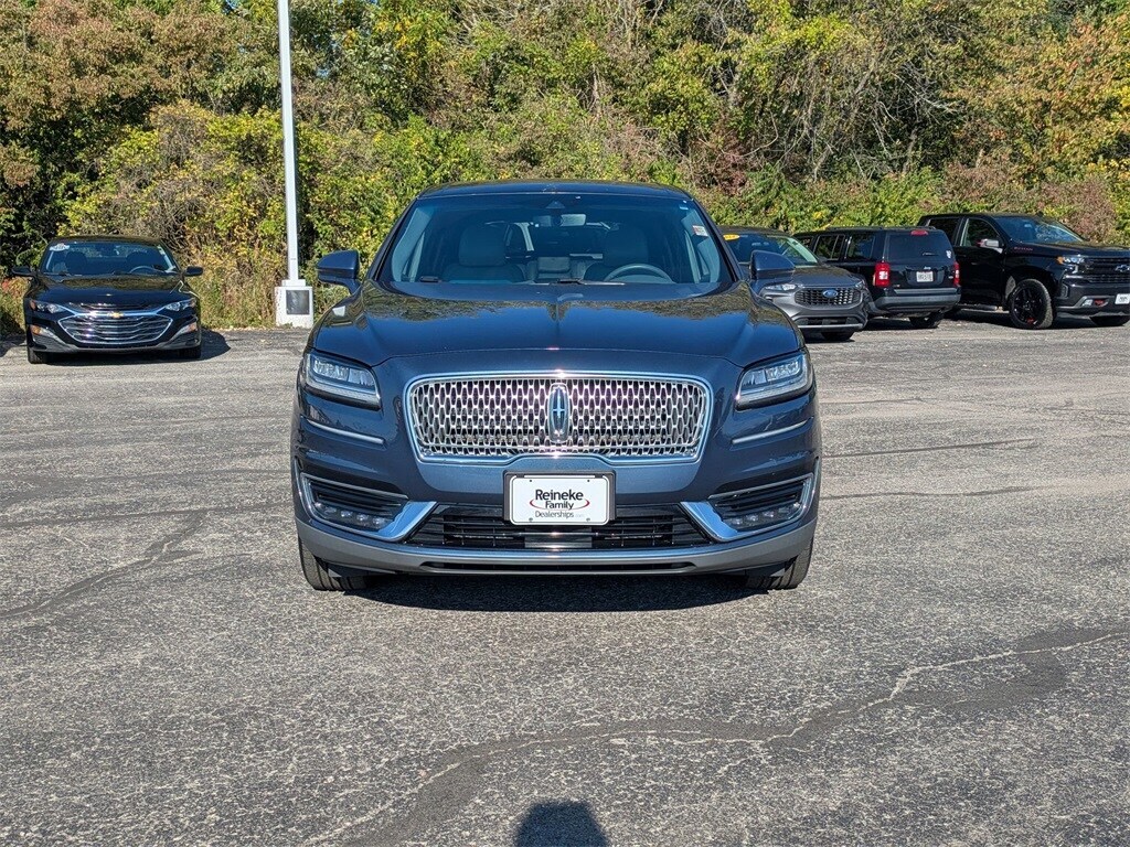 2019 Lincoln Nautilus Reserve photo 2