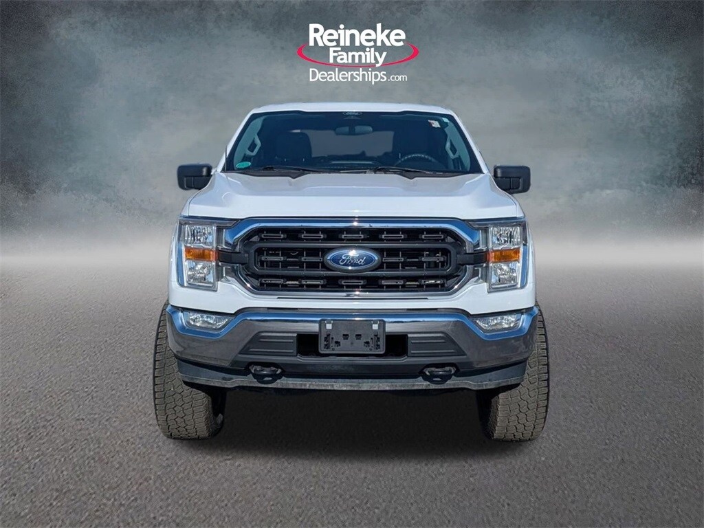 2022 Ford F-150 XLT photo 2