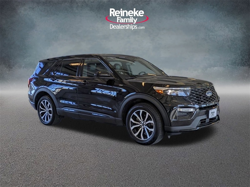 2022 Ford Explorer ST-Line photo 3