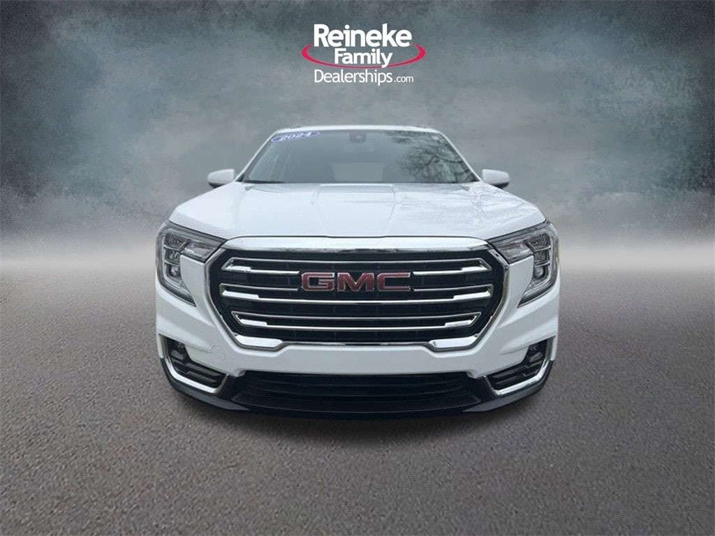 Used 2024 GMC Terrain SLT with VIN 3GKALVEG6RL153386 for sale in Findlay, OH