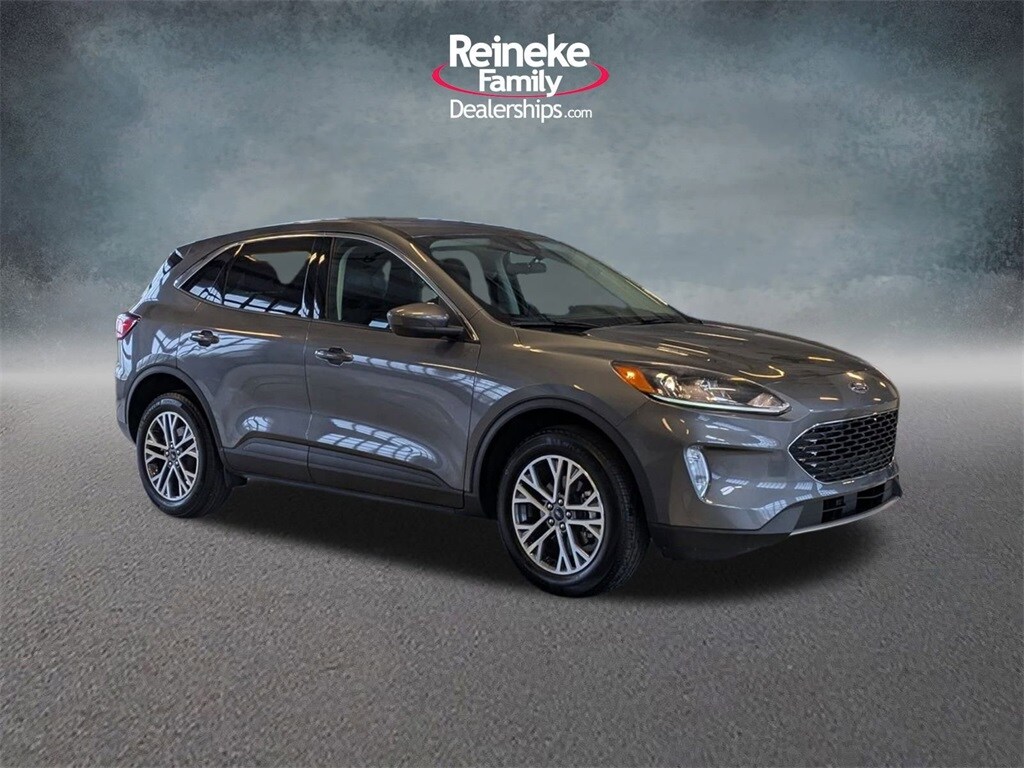 2022 Ford Escape SEL photo 3