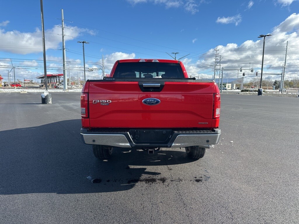 2015 Ford F-150 XLT photo 4