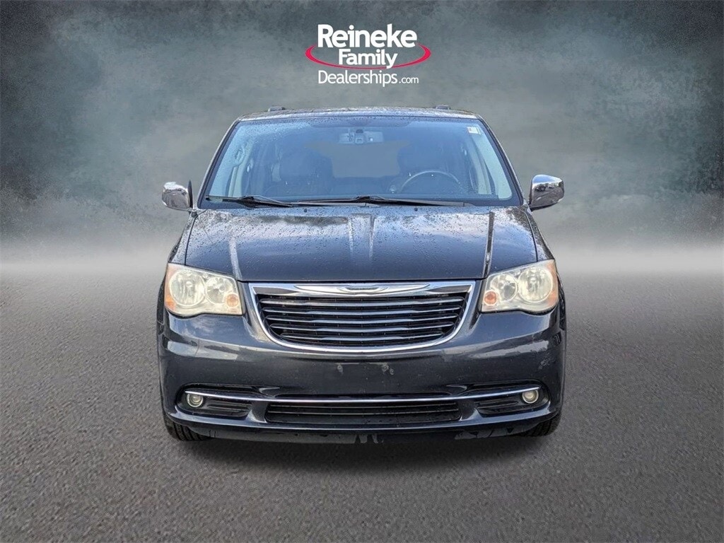 Used 2013 Chrysler Town & Country Touring-L with VIN 2C4RC1CG4DR756214 for sale in Findlay, OH