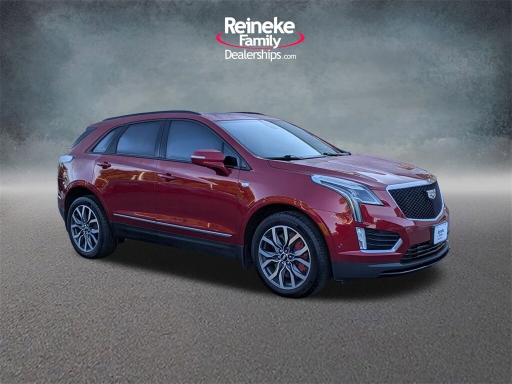 2023 Cadillac XT5 Sport photo 3