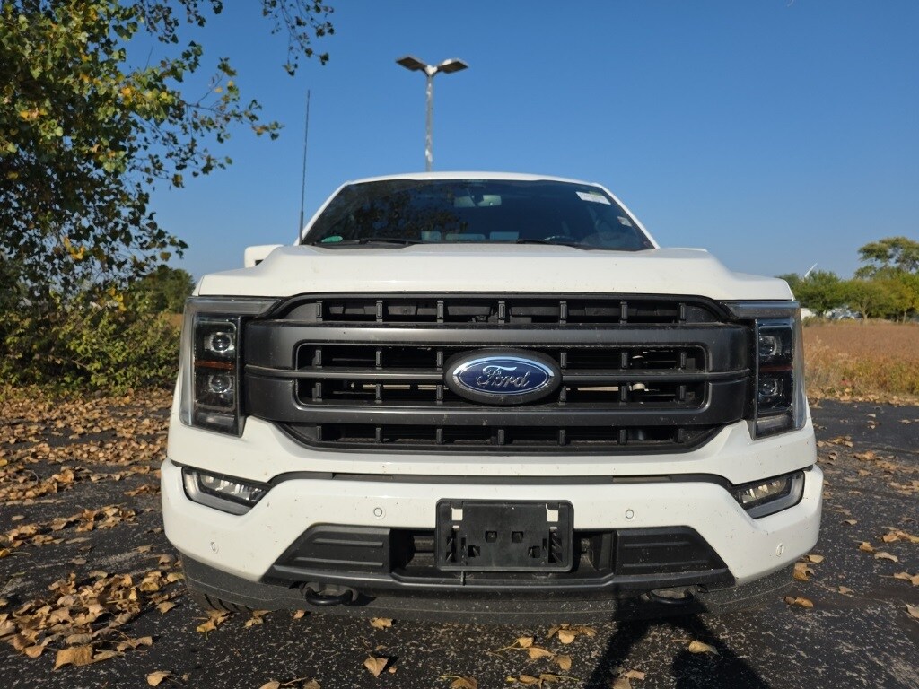 2022 Ford F-150 Lariat photo 2
