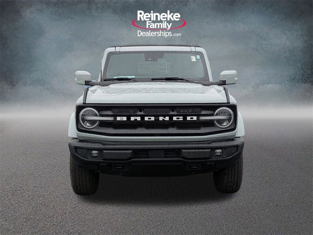 Used 2023 Ford Bronco 4-Door Outer Banks with VIN 1FMEE5DP4PLB33103 for sale in Findlay, OH