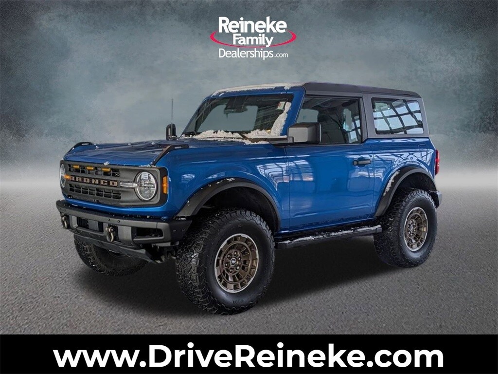 2023 Ford Bronco 2-Door Base's photo