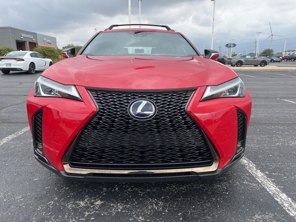 2021 Lexus UX 250h F SPORT photo 2